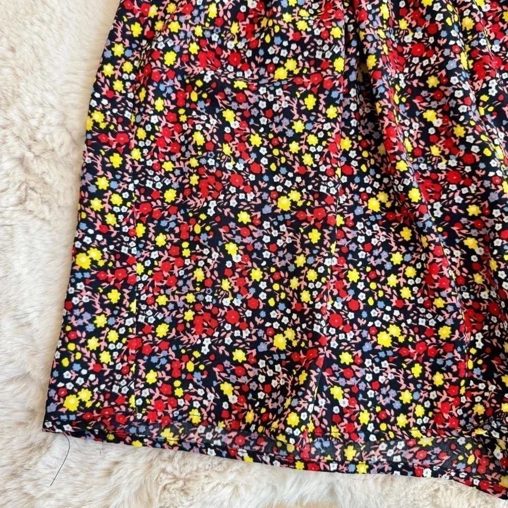 J Crew Floral Print Elastic Waist High Rise Womens Size S Pull On 3 inch Inseam